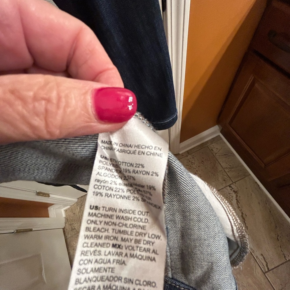 Chico’s Large Size 2 Blue Denim Jacket - Picture 3 of 11